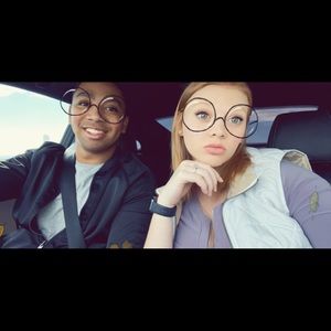 Meet your Posher, Rebecca